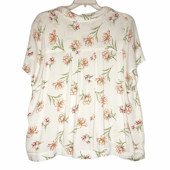 Torrid Ivory Floral Crepe Short Sleeve Button Down Blouse Shirt Women’s 4X - Picture 3 of 7